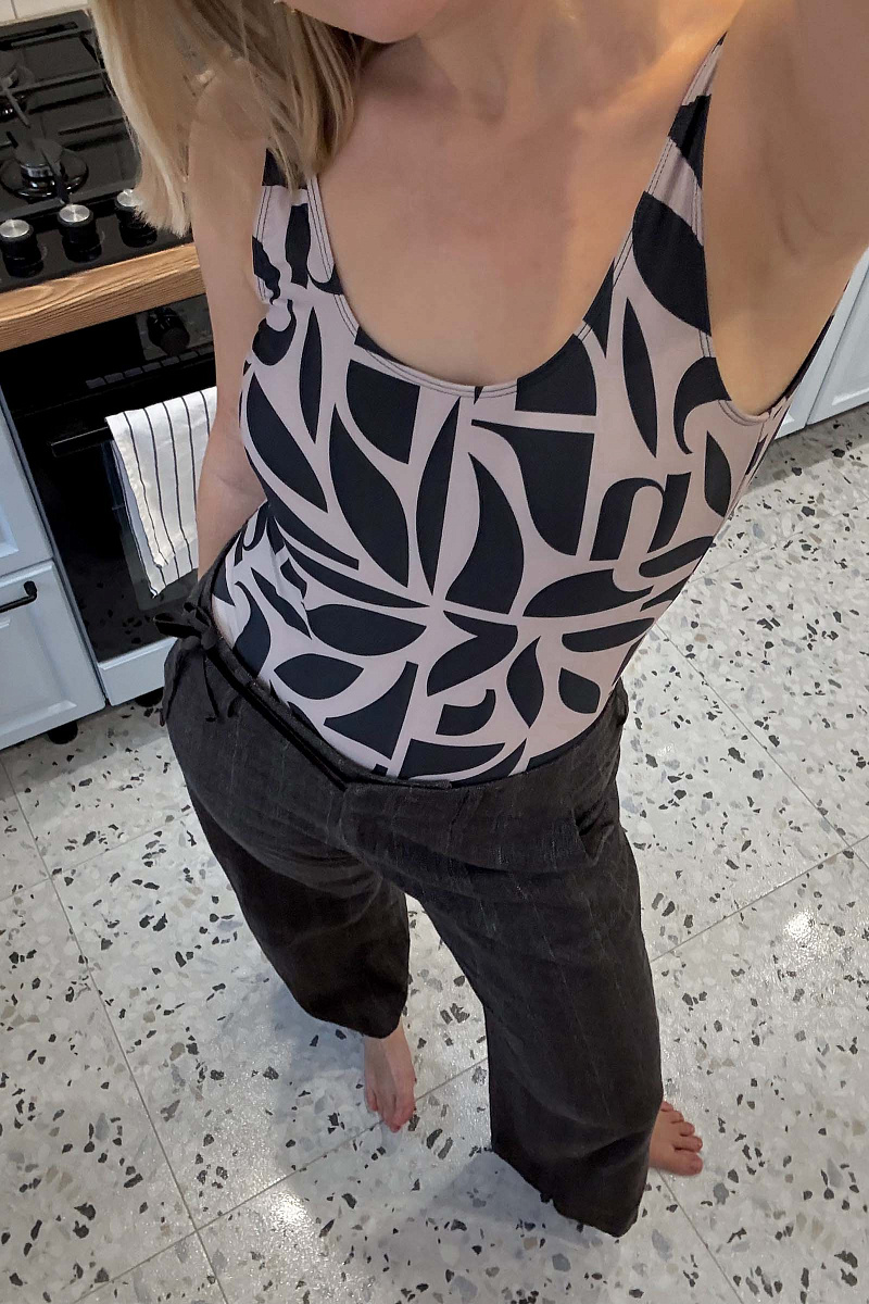 Купальник на широких бретелях Дафна